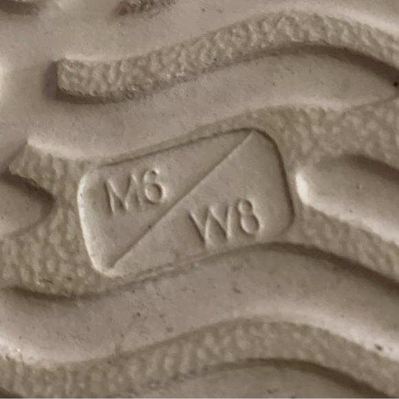 Unisex NATIVE Jefferson Metallic Malta Pink Shoes Size Men 6 Women 8 - Picture 11 of 11